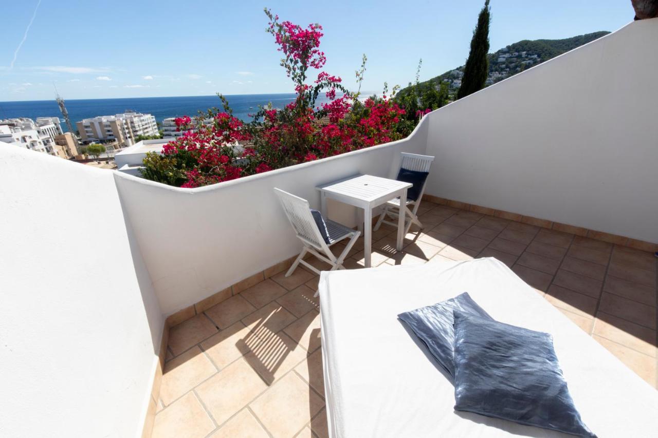 Buenavista & Suites Santa Eulária des Riu Exterior foto