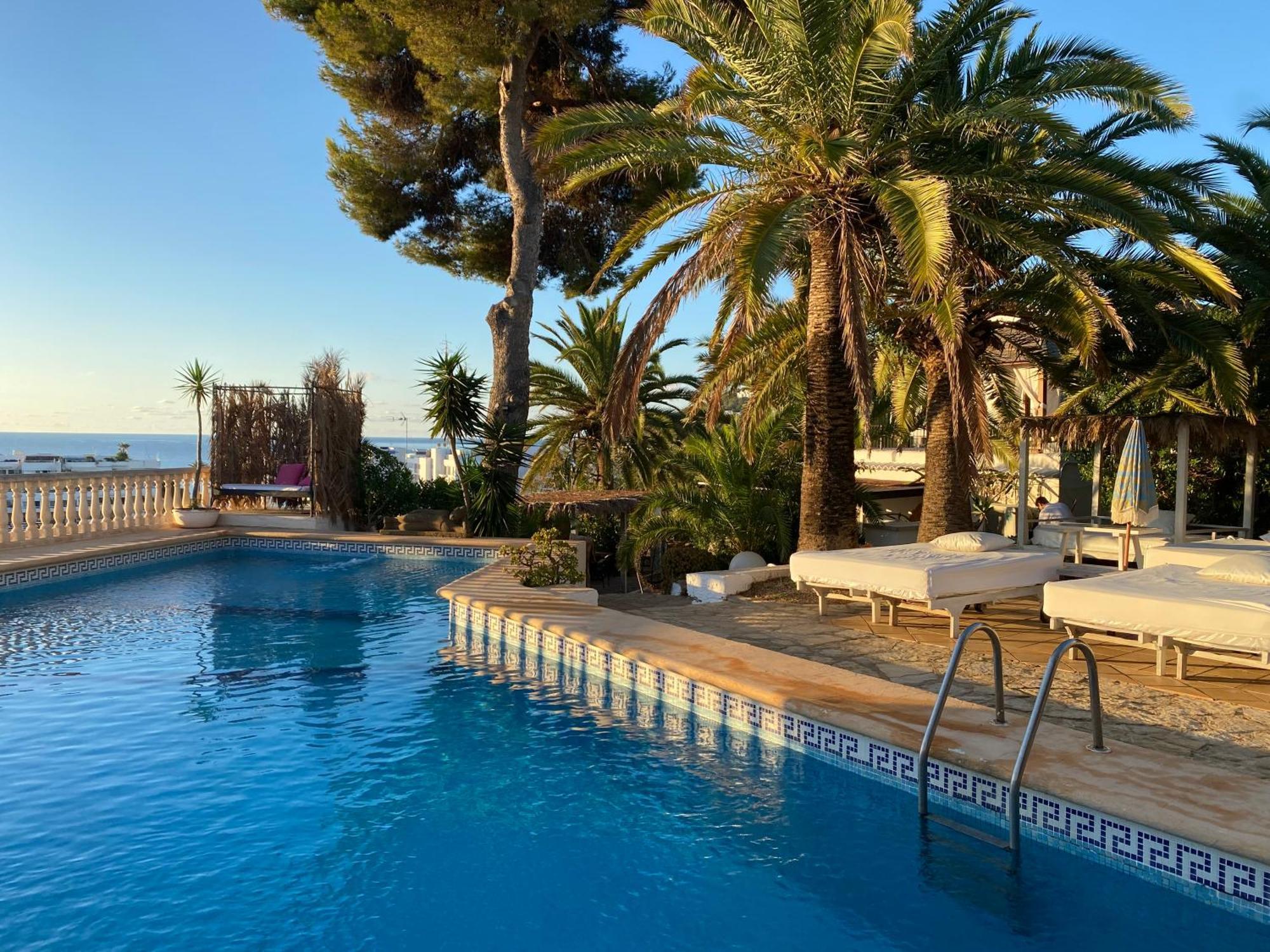 Buenavista & Suites Santa Eulária des Riu Exterior foto