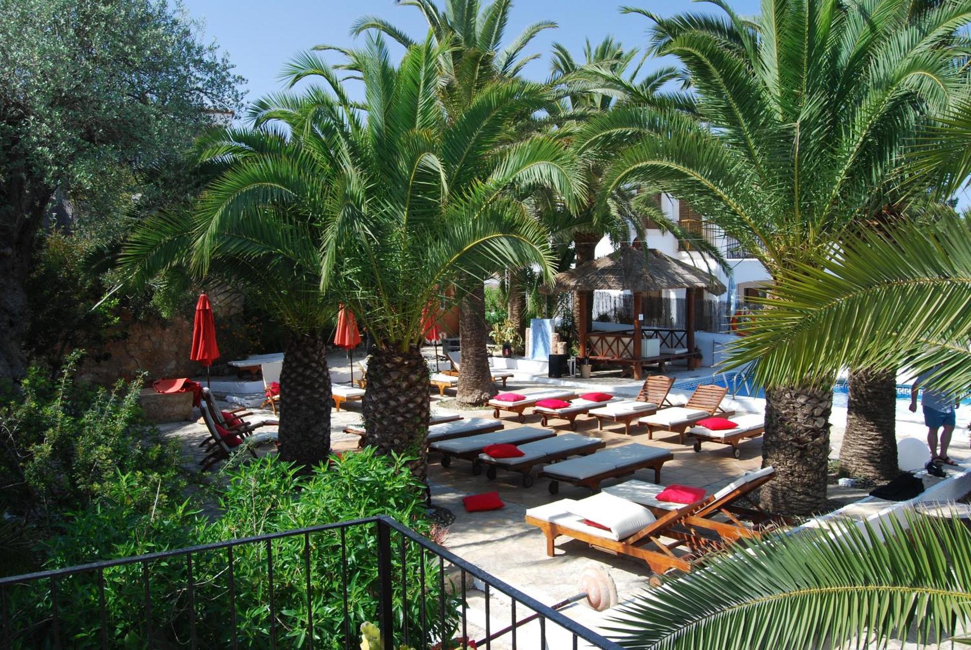 Buenavista & Suites Santa Eulária des Riu Exterior foto